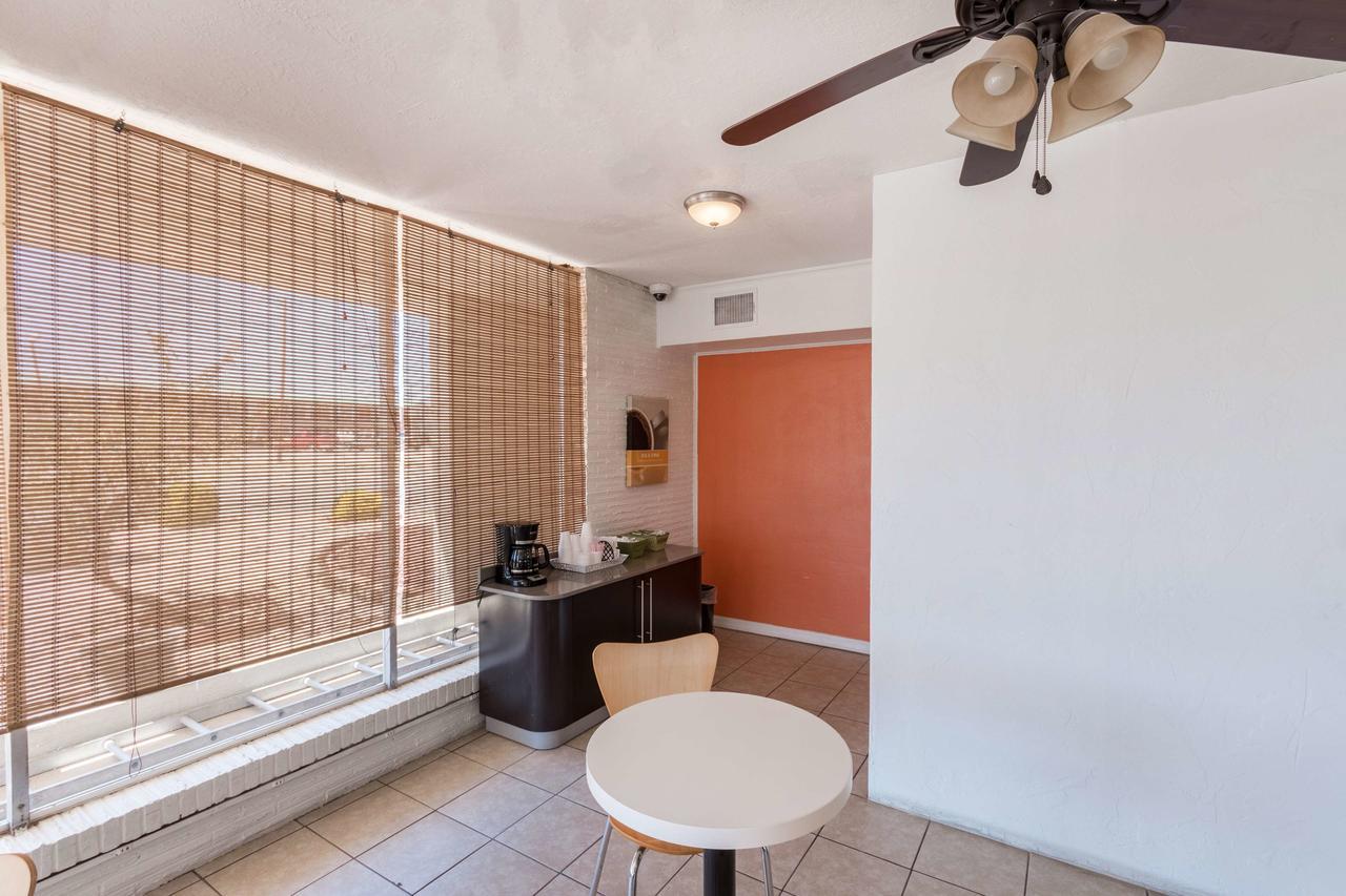 Motel 6 Hobbs Exterior foto
